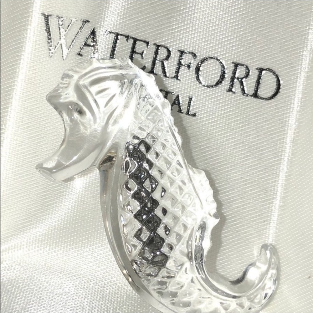Waterford Seahorse Pin/Brooch (NWT!!💕)